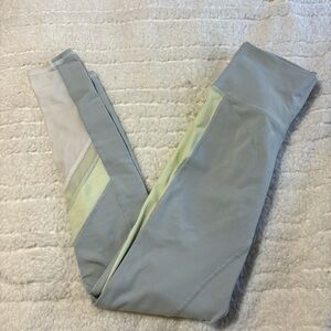 ALO Yoga Gray and Cream Leggings